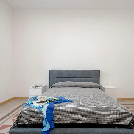 Guesthost - Levante Mare * Bari