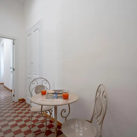 Guesthost - Levante Mare Apartamento *