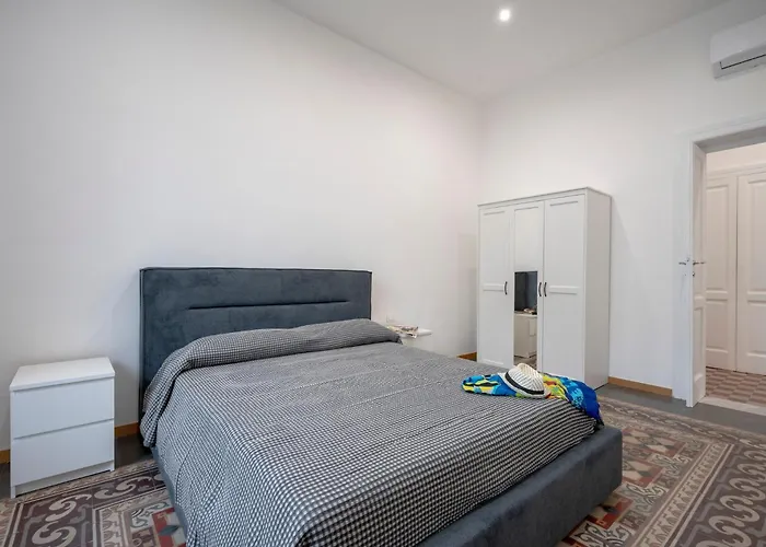 Guesthost - Levante Mare *